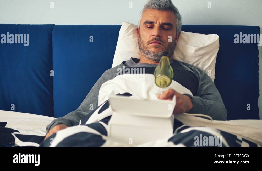 Asthma inhaler bed Stock Videos & Footage HD and 4K Video Clips Alamy