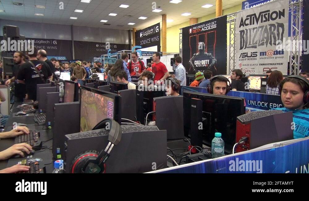Gaming competitions Stock Videos & Footage - HD and 4K Video Clips - Alamy