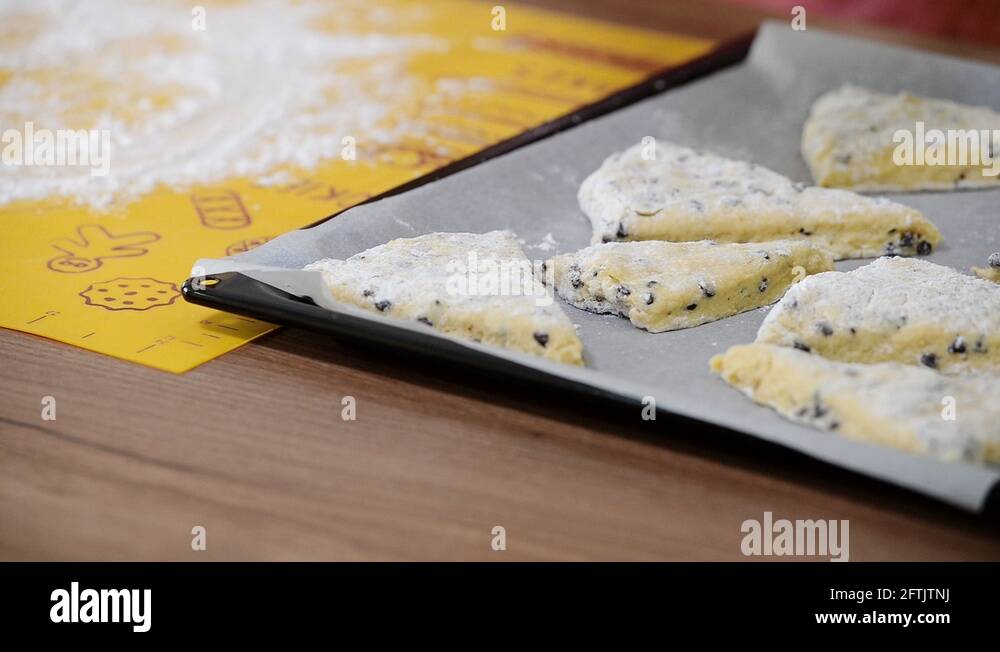 Grease board Stock Videos & Footage HD and 4K Video Clips Alamy