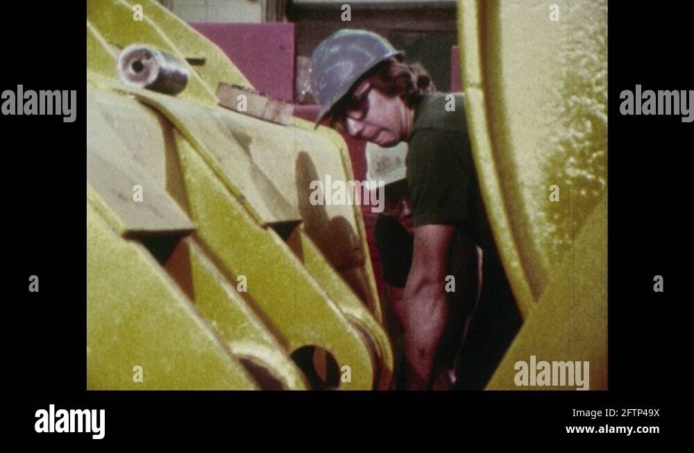 Digger buckets Stock Videos & Footage HD and 4K Video Clips Alamy