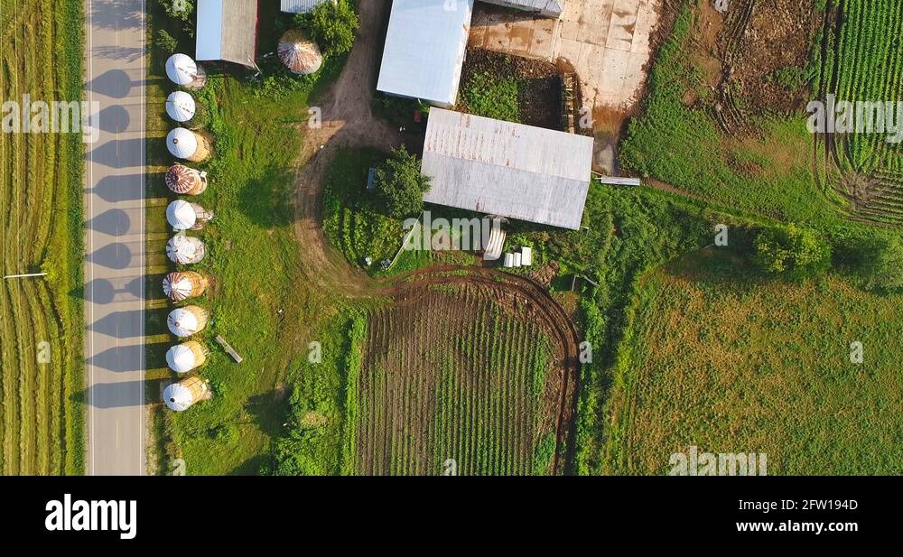 Corn cribs Stock Videos & Footage HD and 4K Video Clips Alamy