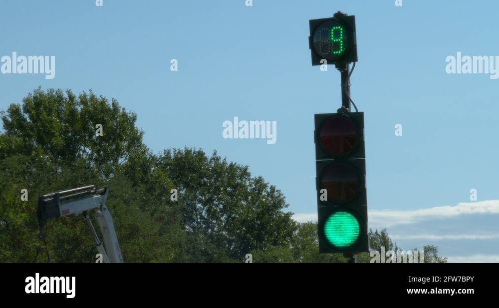 Car traffic lights sign sequence with real time countdown Stock Video Footage Alamy