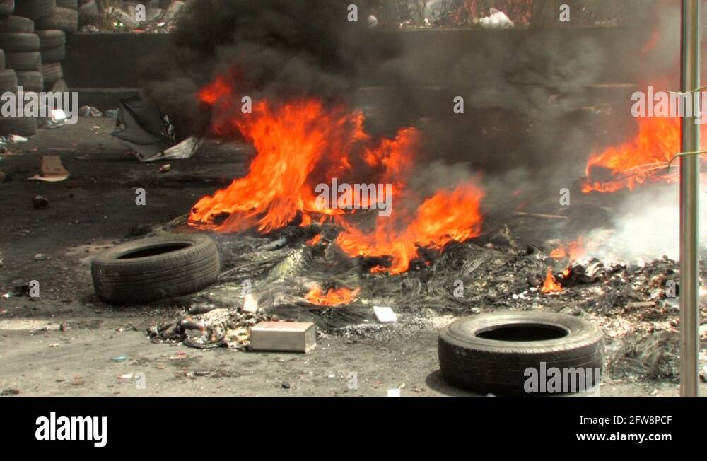 Fire urban Stock Videos & Footage HD and 4K Video Clips Alamy