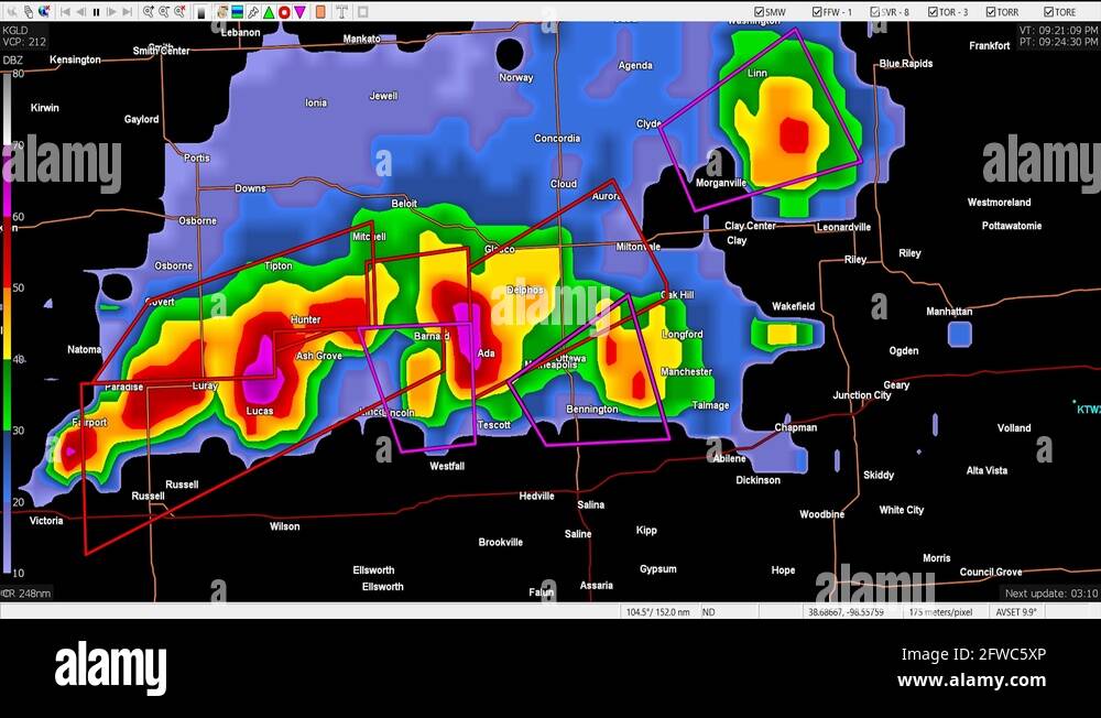 Severe thunderstorms with tornado warnings on Kansas weather radar