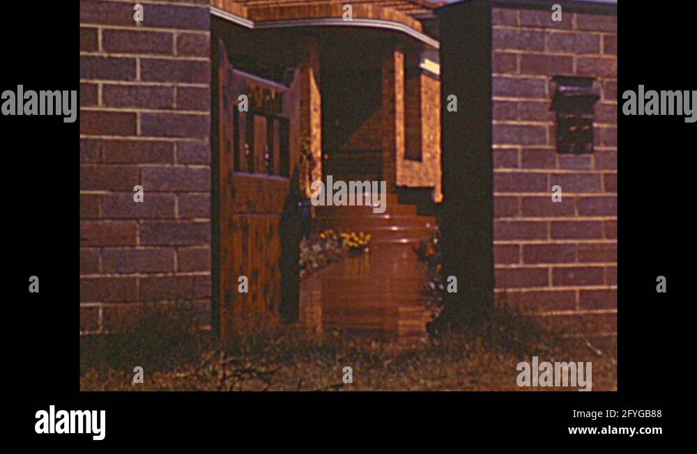 Vintage 16mm film, 1947 South Africa, typical upper middle class home