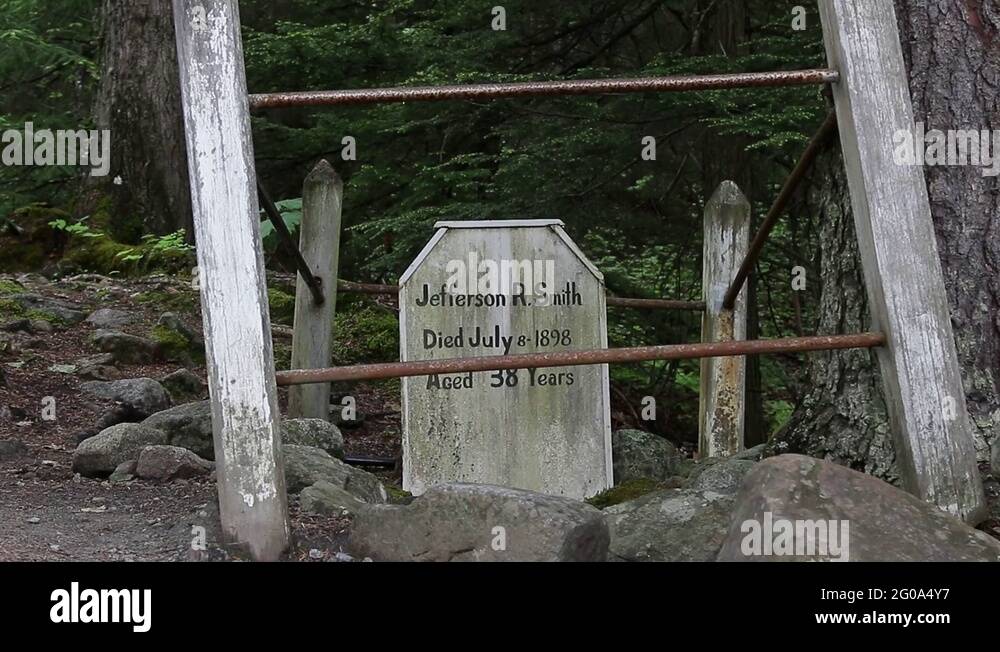 Grave of Soapy Smith on Historic Skagway Pioneer Graveyard Stock Video
