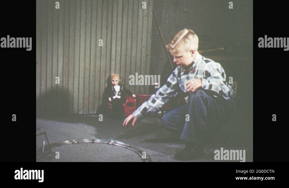 Puppet ruler Stock Videos & Footage HD and 4K Video Clips Alamy