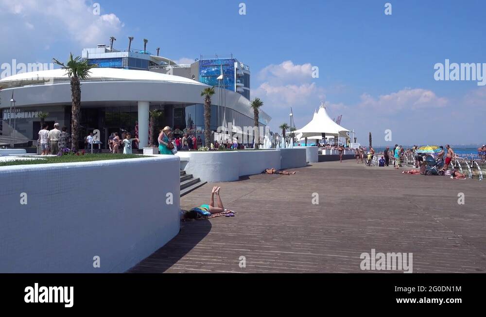 Modern beach resort Stock Videos & Footage - HD and 4K Video Clips - Alamy