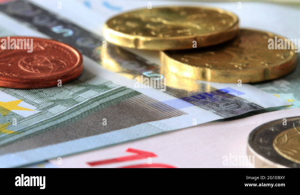 Chocolate banknote Stock Videos & Footage - HD and 4K Video Clips - Alamy