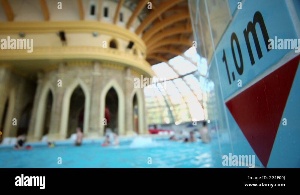 Water depth gauge Stock Videos & Footage - HD and 4K Video Clips - Alamy