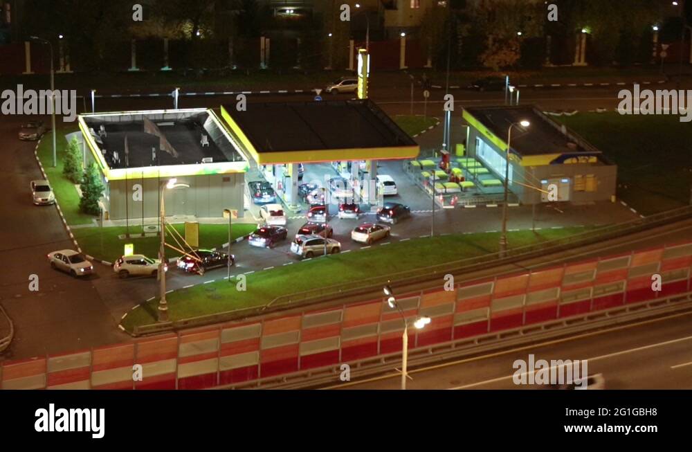 Cars gas station Stock Videos & Footage HD and 4K Video Clips Alamy