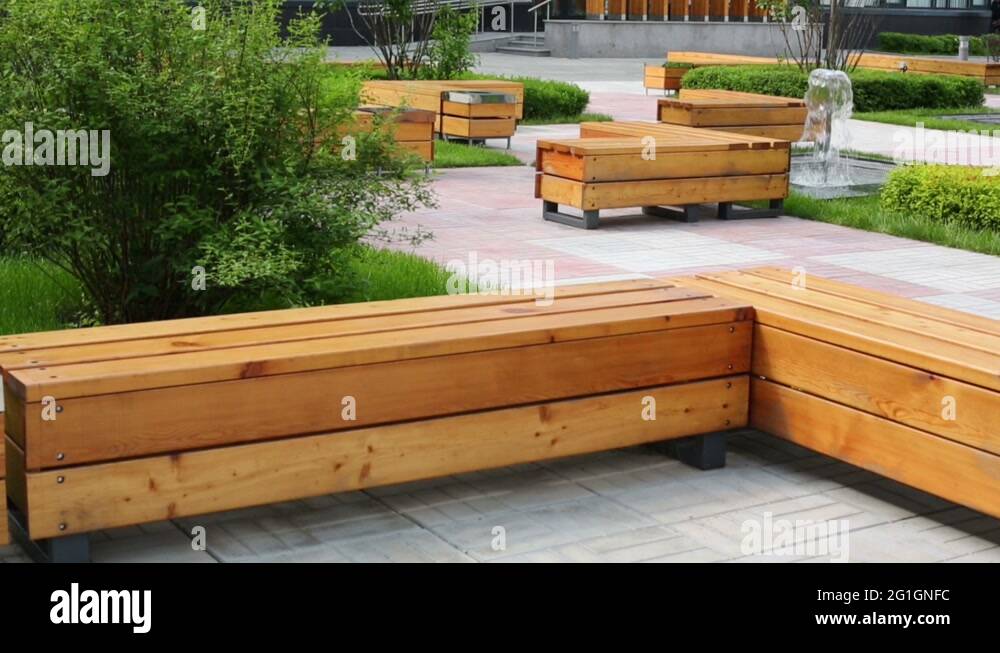 Trees and benches Stock Videos & Footage - HD and 4K Video Clips - Alamy