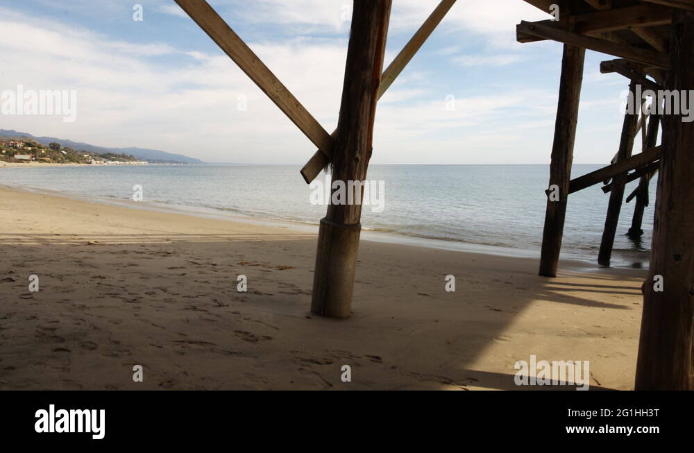4K Motion Control Dolly / 180 Pan Time Lapse of Pier in Malibu Beach