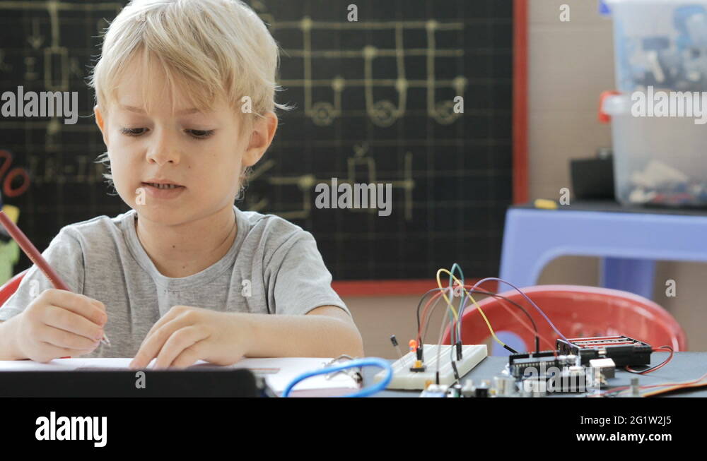 Science invention drawing Stock Videos & Footage - HD and 4K Video ...