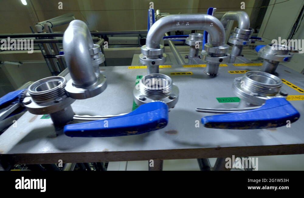 Steel pipe fittings Stock Videos & Footage - HD and 4K Video Clips - Alamy