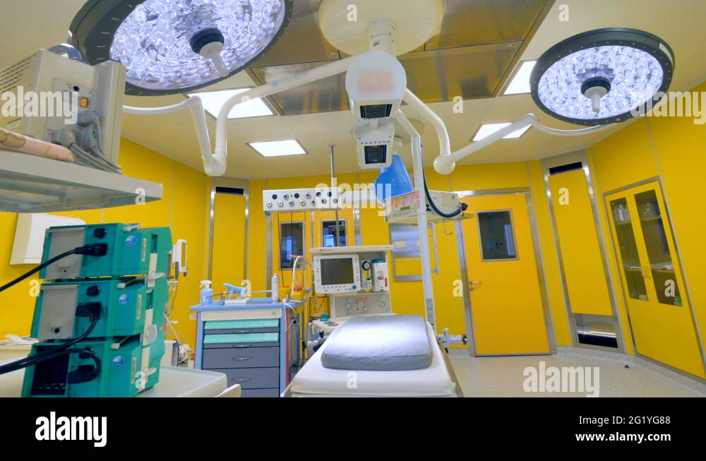Modern hospital emergency room with yellow walls Stock Video Footage