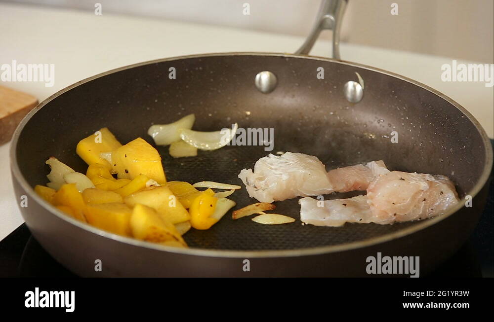 Tilapia fish carbs Stock Videos & Footage HD and 4K Video Clips Alamy