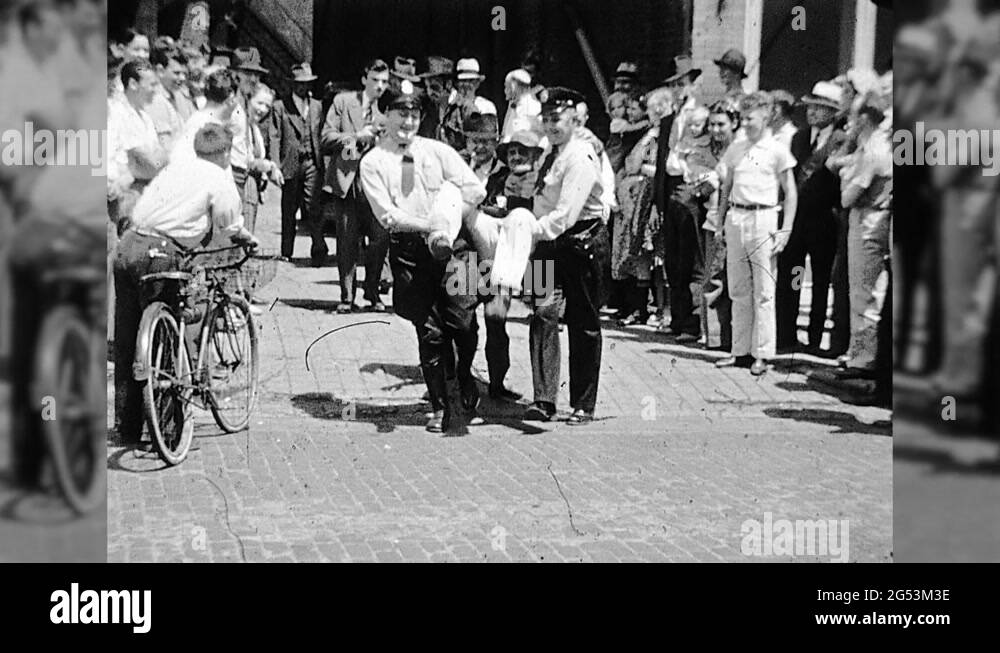 Cops and robbers Stock Videos & Footage - HD and 4K Video Clips - Alamy