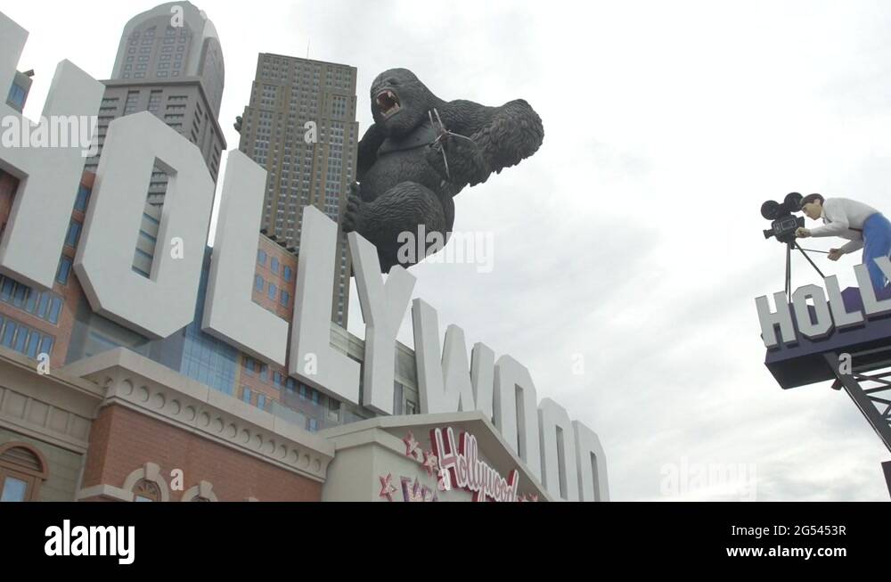 Hollywood Wax Museum with King Kong in Branson Stock Video Footage Alamy