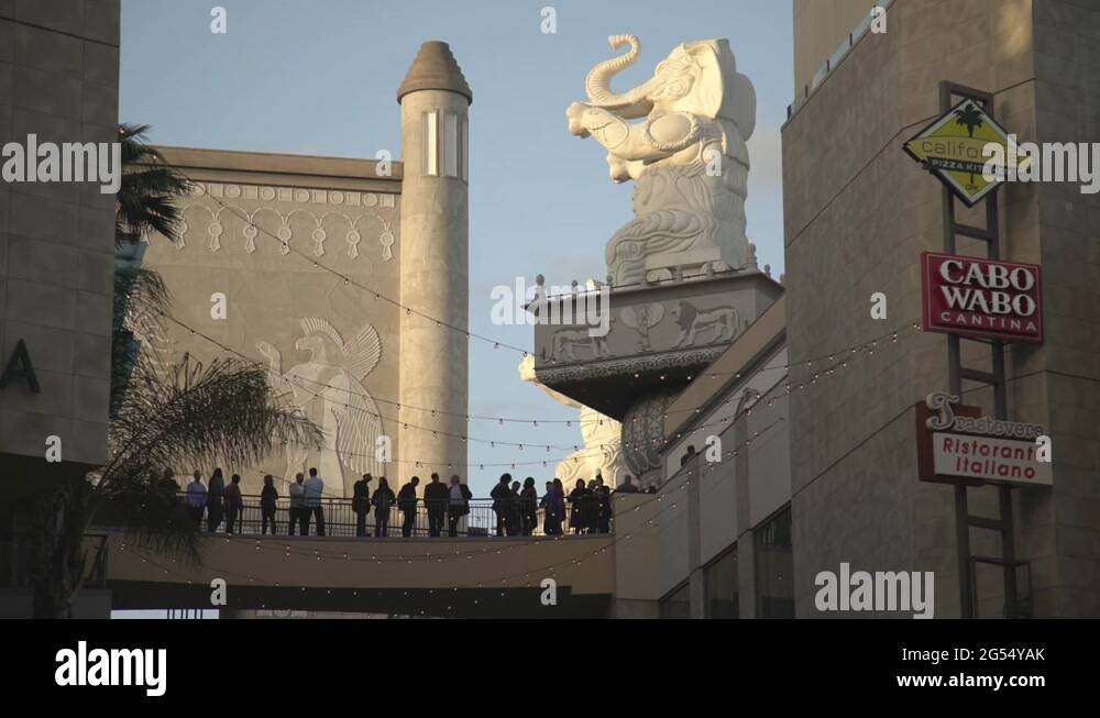 Elephant statue statues Stock Videos & Footage HD and 4K Video Clips