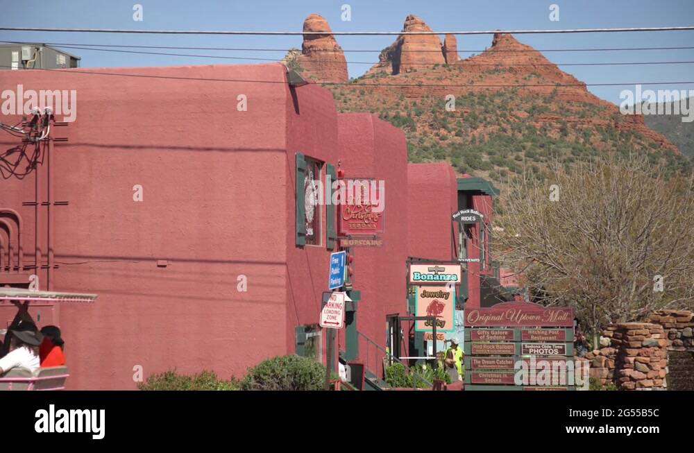 Store signs Stock Videos & Footage - HD and 4K Video Clips - Alamy