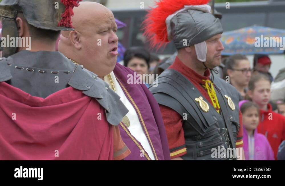 Pontius Pilate and Roman soldiers Stock Video Footage Alamy