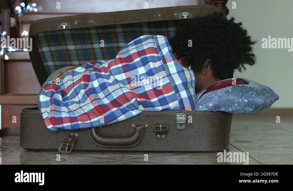 Kid suitcase Stock Videos & Footage HD and 4K Video Clips Alamy