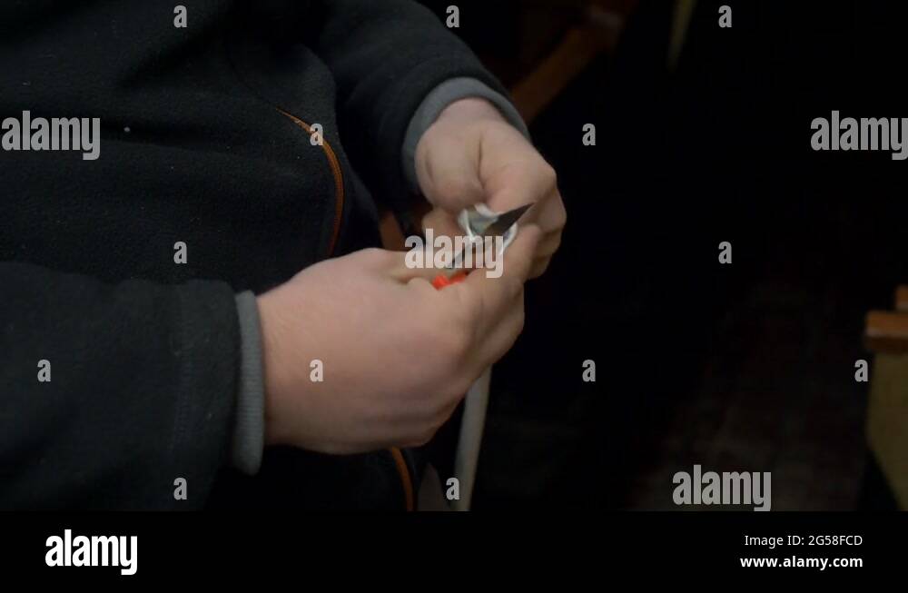 Cutting wires Stock Videos & Footage HD and 4K Video Clips Alamy