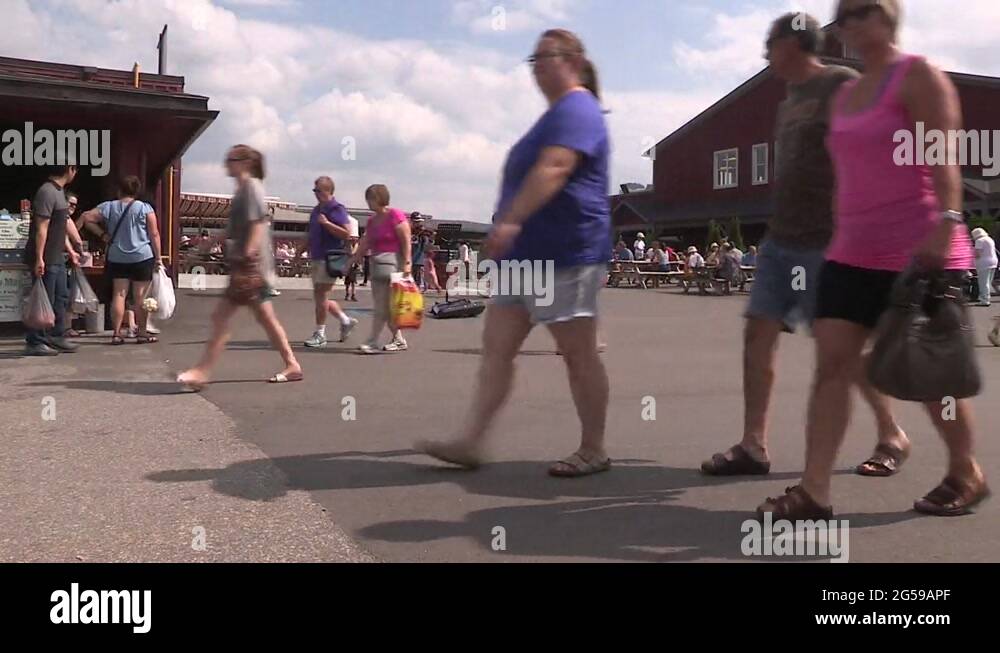 St jacobs market Stock Videos & Footage - HD and 4K Video Clips - Alamy