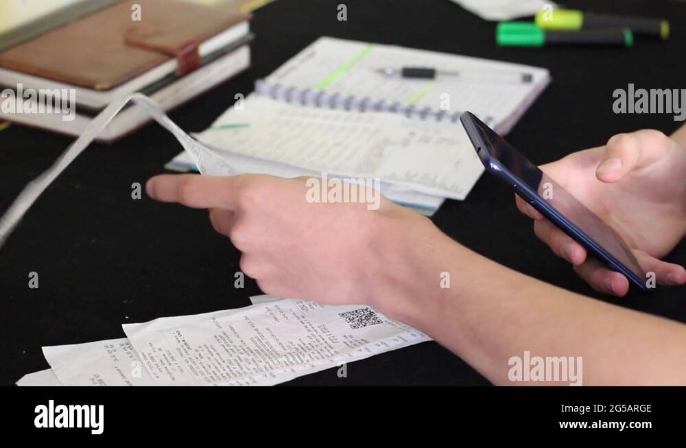 Grocery receipt scanning app scanning qr codes stock video footage alamy