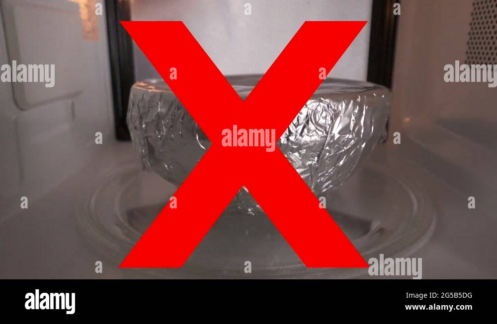 Microwave safety tips things you should never put in the microwave oven