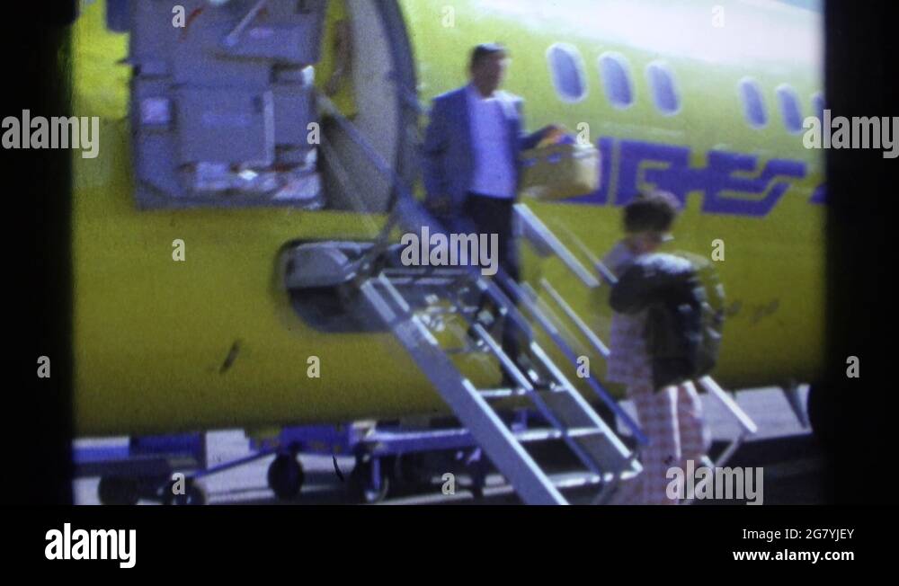 GUAYMAS MEXICO1975 A Flight Handout And Some People Coming To Airport