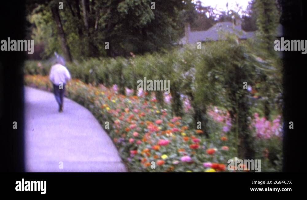VANCOUVER CANADA1974 A Fountain And The Water So The Natural Plants