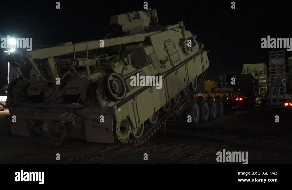 Low load vehicle Stock Videos & Footage - HD and 4K Video Clips - Alamy