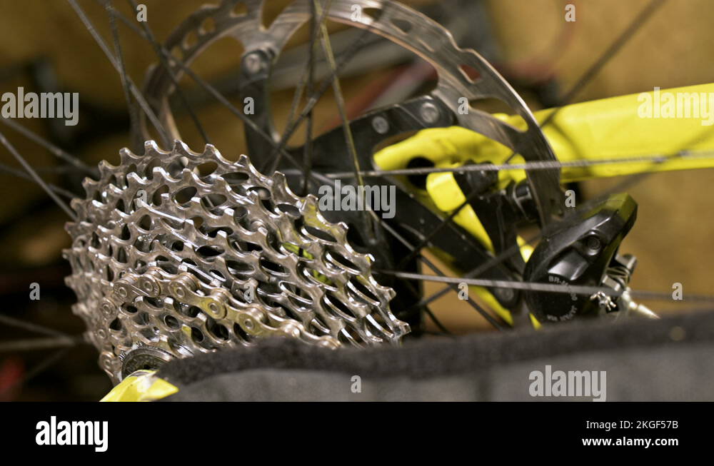 Pedal disk Stock Videos & Footage HD and 4K Video Clips Alamy