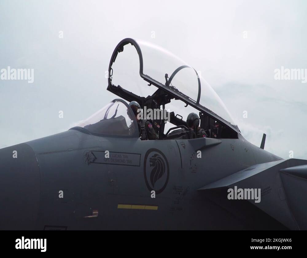 Canopy cockpit Stock Videos & Footage HD and 4K Video Clips Alamy