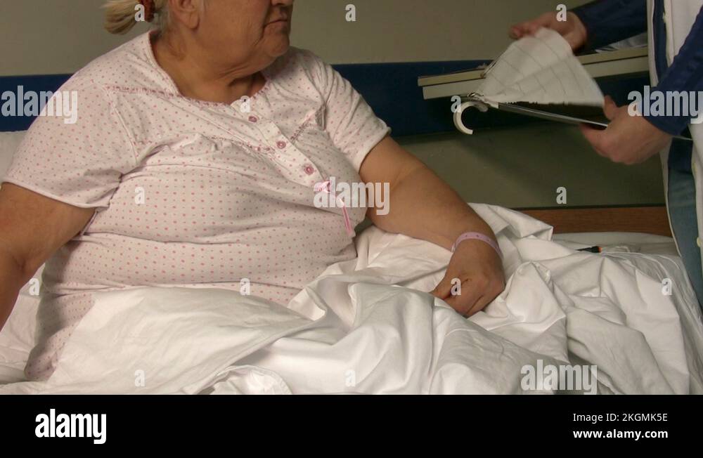 Insulin injecting pen Stock Videos & Footage HD and 4K Video Clips