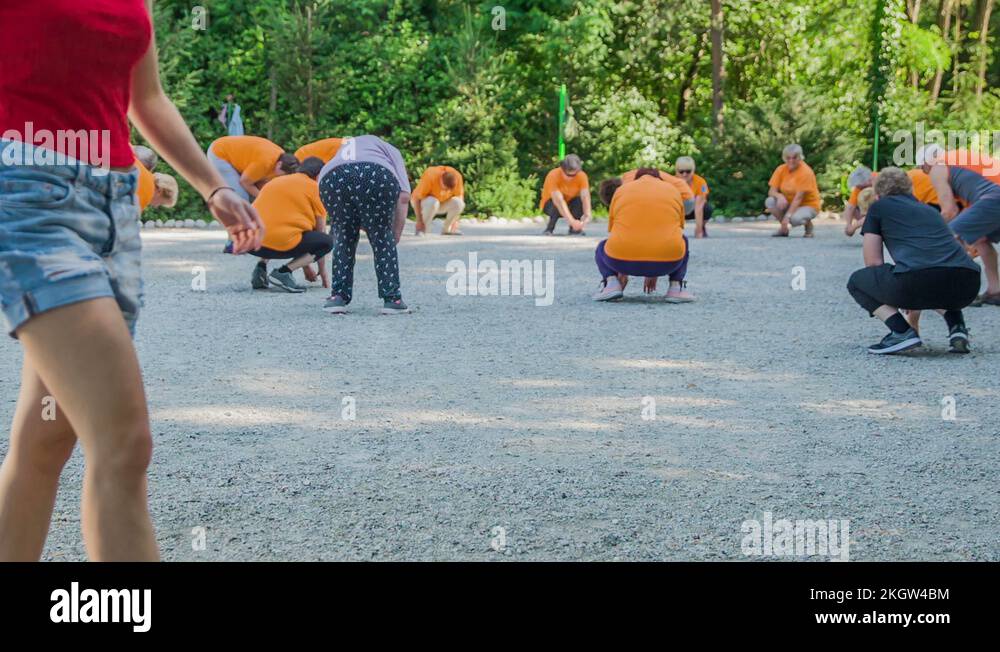 Kneeling bench Stock Videos & Footage HD and 4K Video Clips Alamy