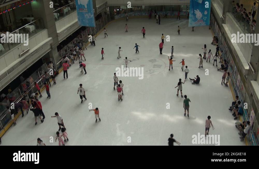 Overview ice rink Stock Videos & Footage HD and 4K Video Clips Alamy
