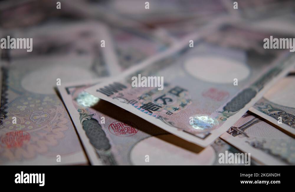 10 000 yen stock videos footage hd and 4k video clips alamy