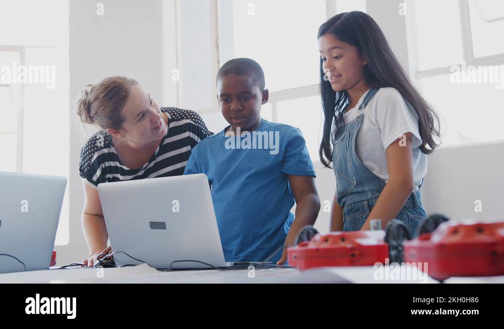 Computer learning school Stock Videos & Footage - HD and 4K Video Clips ...