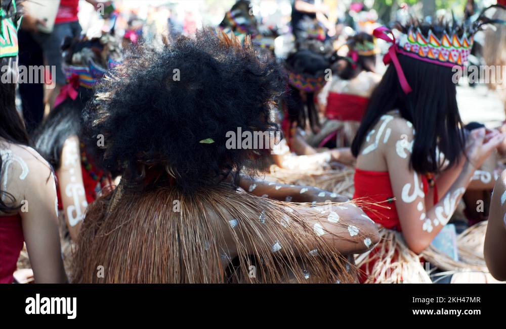 Straw costume Stock Videos & Footage HD and 4K Video Clips Alamy