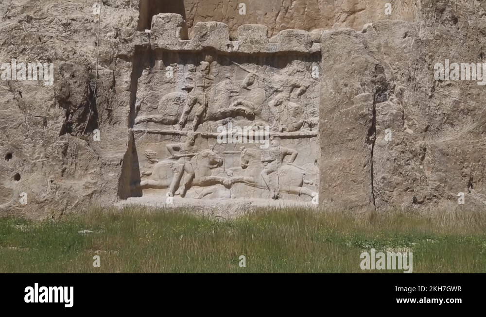 The role of Iranian (persian) kings on rock - Persepolis (naghshe ...