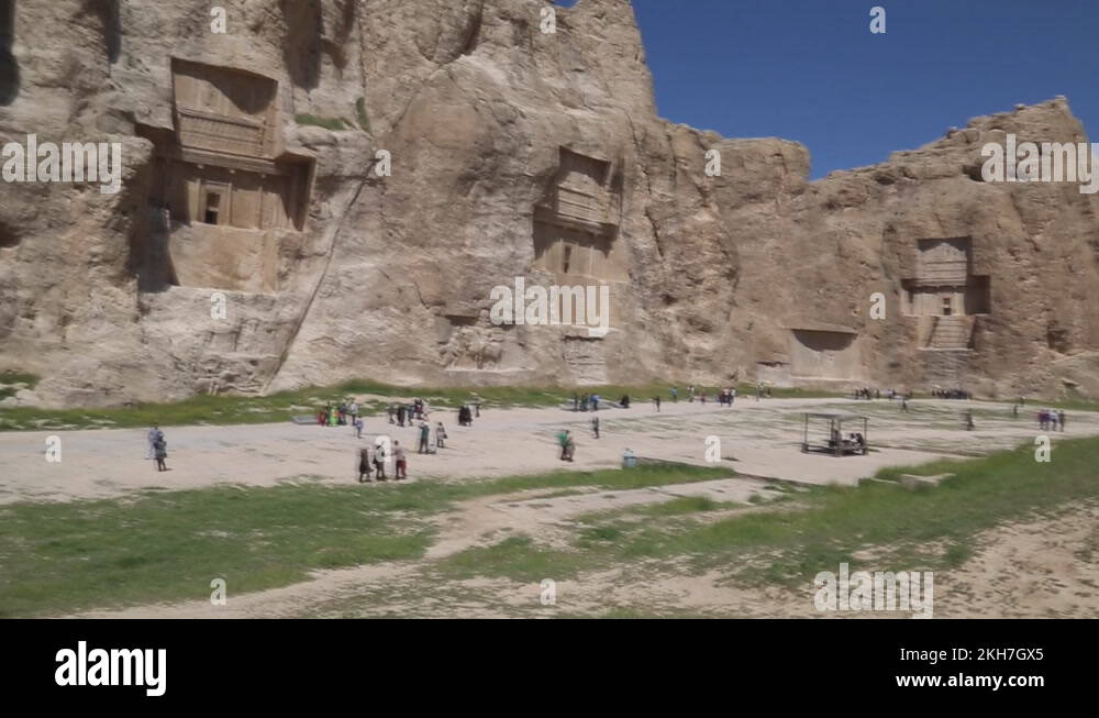 The role of Iranian (persian) kings on rock - Persepolis (naghshe ...