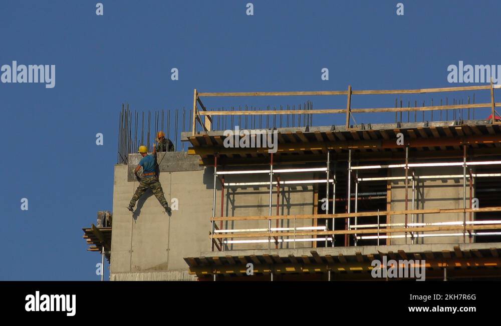 Rebar workers Stock Videos & Footage HD and 4K Video Clips Alamy