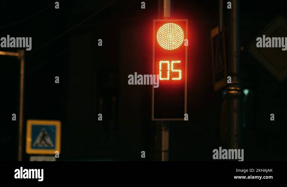 Traffic light changes color from red to green Stock Video Footage Alamy