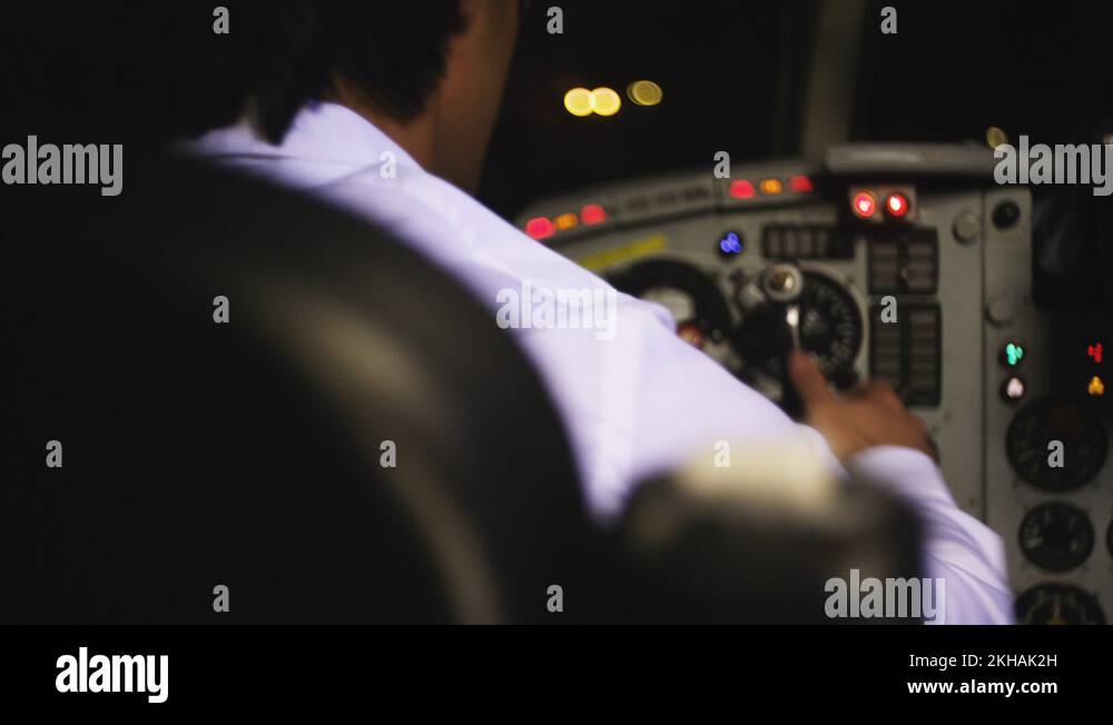 Pilot airline cockpit Stock Videos & Footage - HD and 4K Video Clips ...