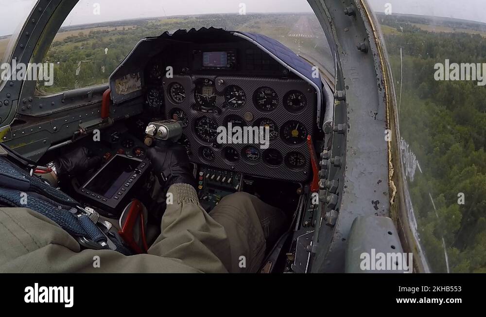 Airfield cockpit landing Stock Videos & Footage HD and 4K Video Clips