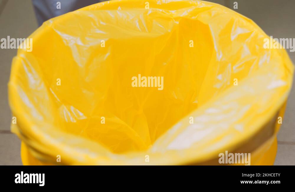 Syringe disposal box Stock Videos & Footage HD and 4K Video Clips Alamy