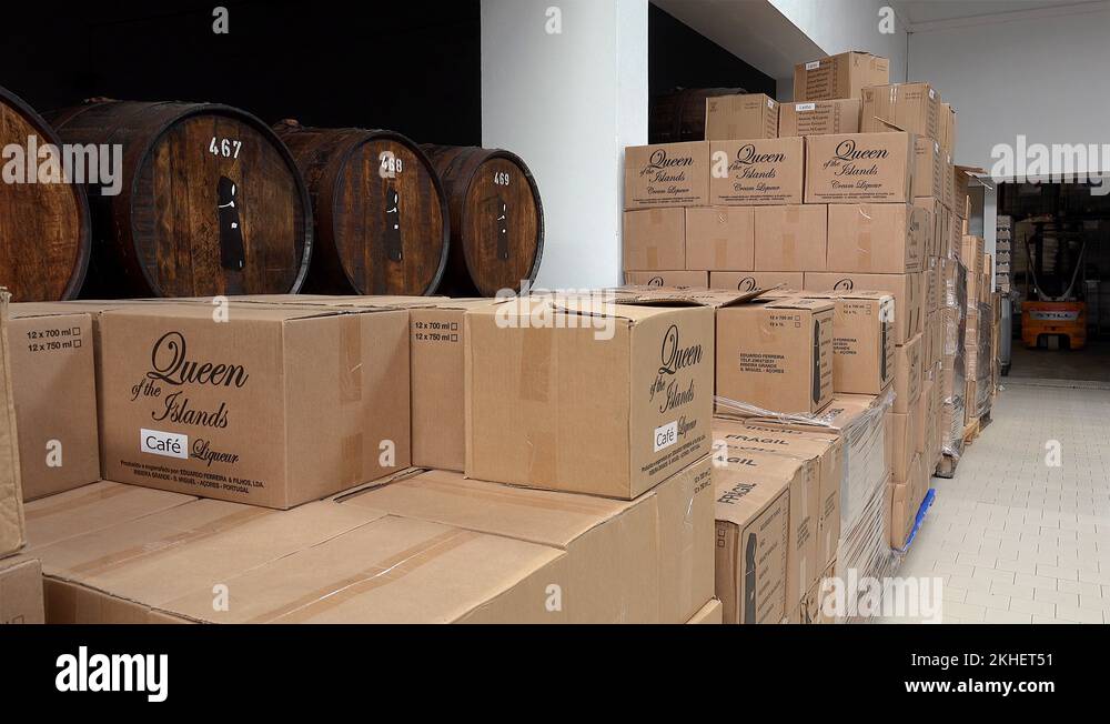 Liquor de portugal Stock Videos & Footage HD and 4K Video Clips Alamy